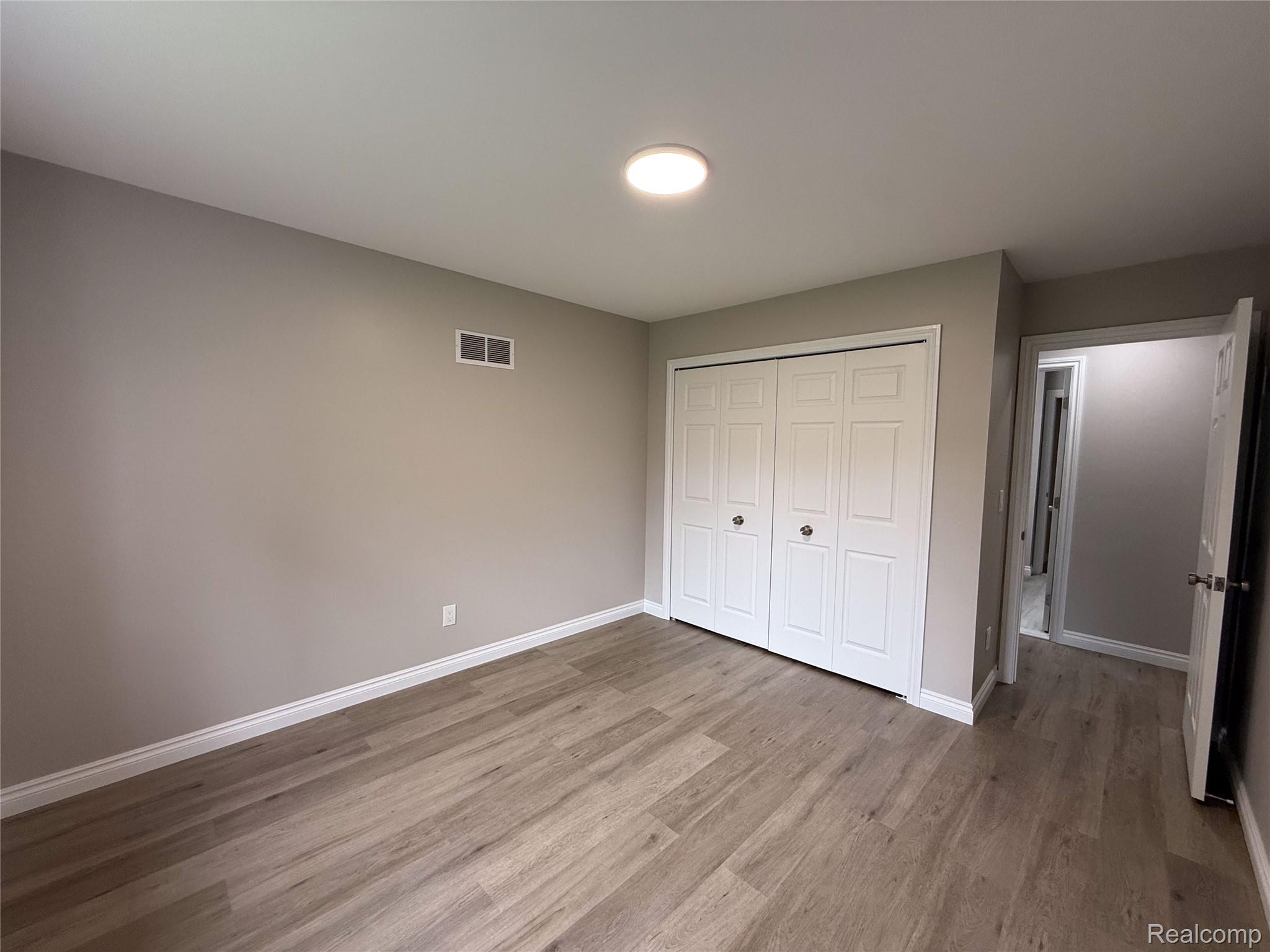 45480 Inverness Circle Macomb, MI 48044 - Photo 24 of 37 45480 Inverness_22.jpg