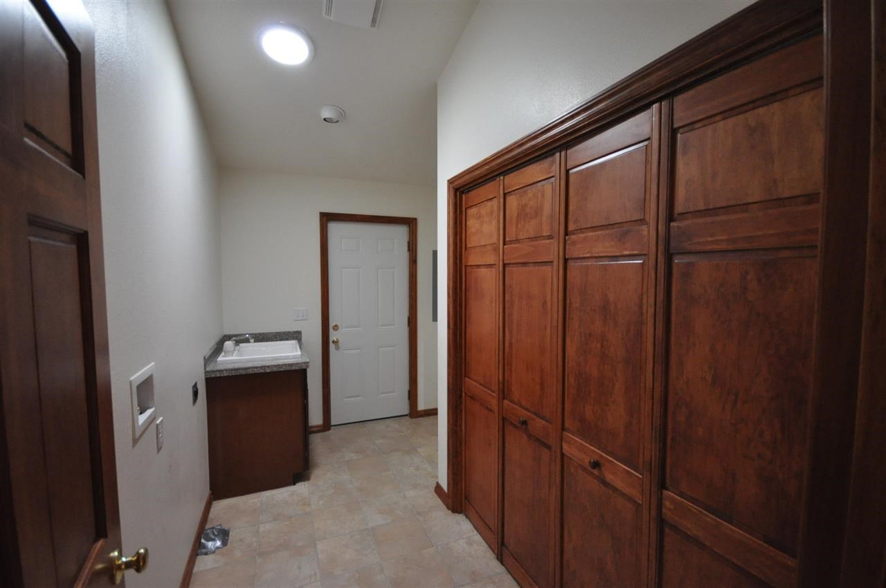 42320 North Sylvan Road Elk, WA 99009 - Photo 13 of 20
