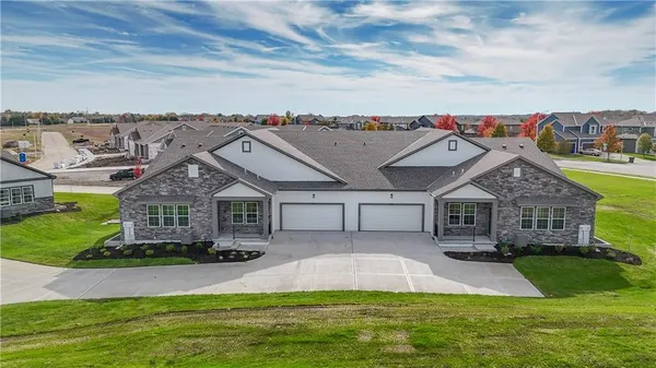 $479,950 | 2295 West Dartmouth Street, Olathe, KS 66061