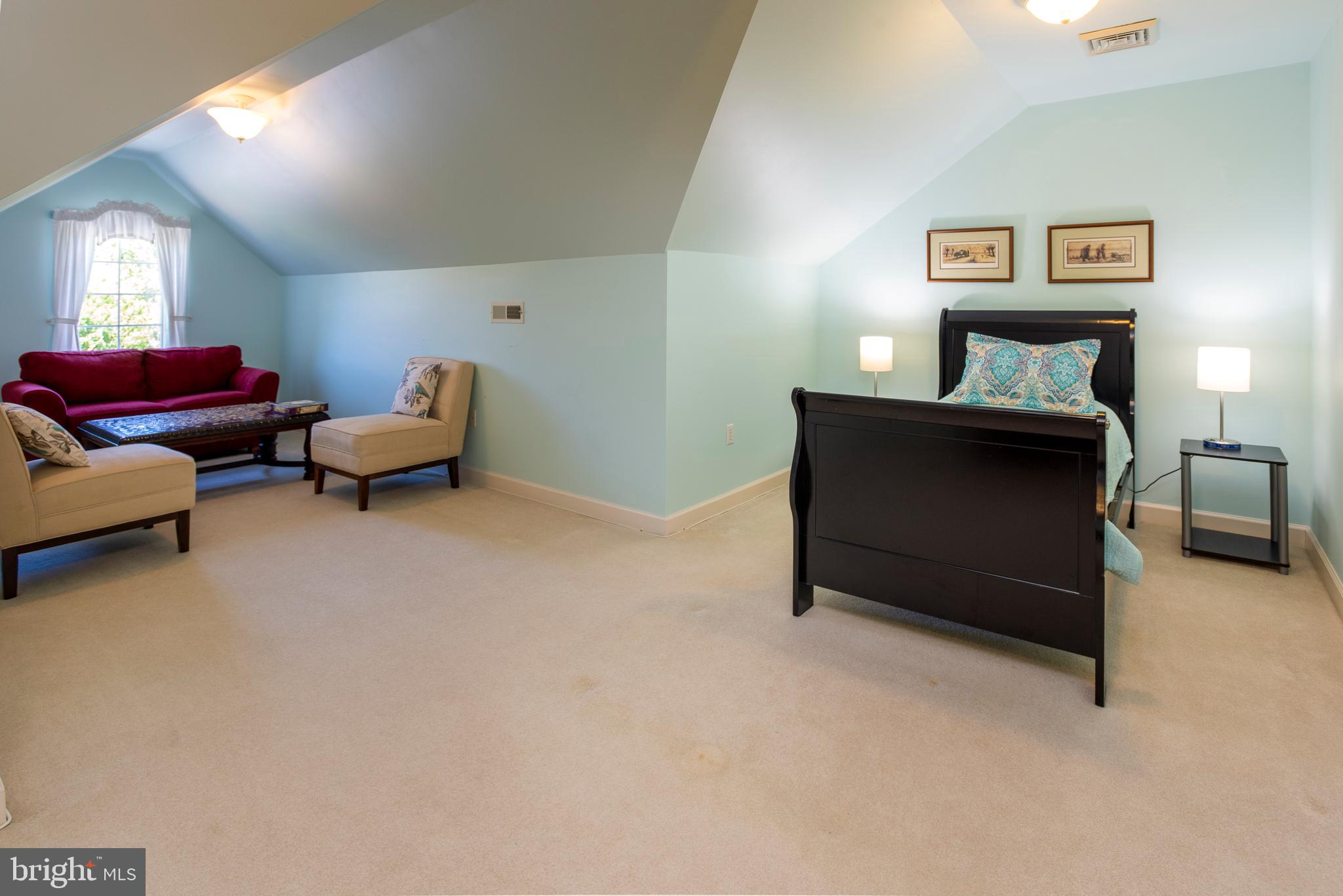 21445 Island Club Road Tilghman, MD 21671 - Photo 29 of 37 Upstairs Bonus room, Guest Suite, Bedroom