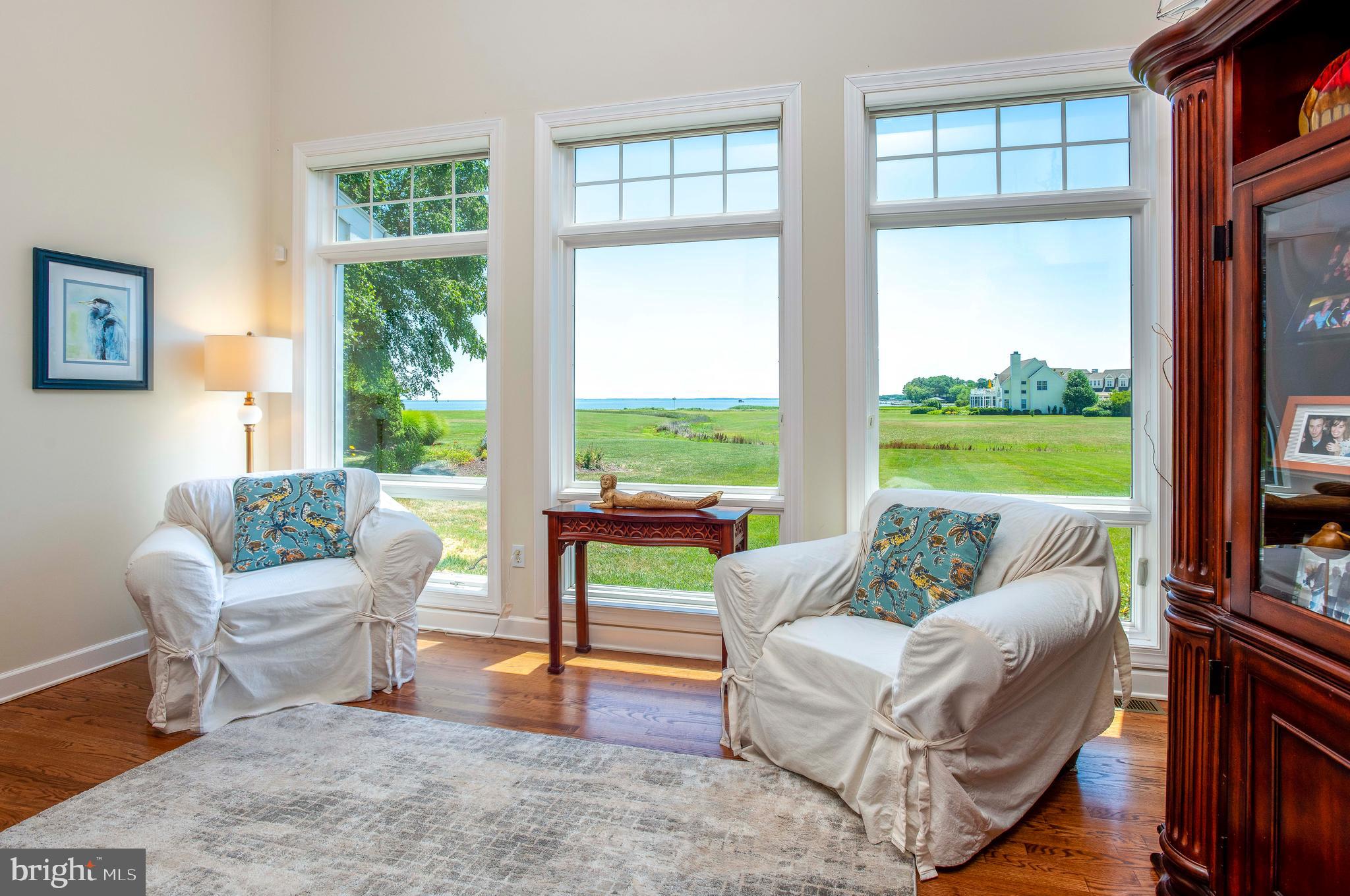 21445 Island Club Road Tilghman, MD 21671 - Photo 10 of 37 Living Room View