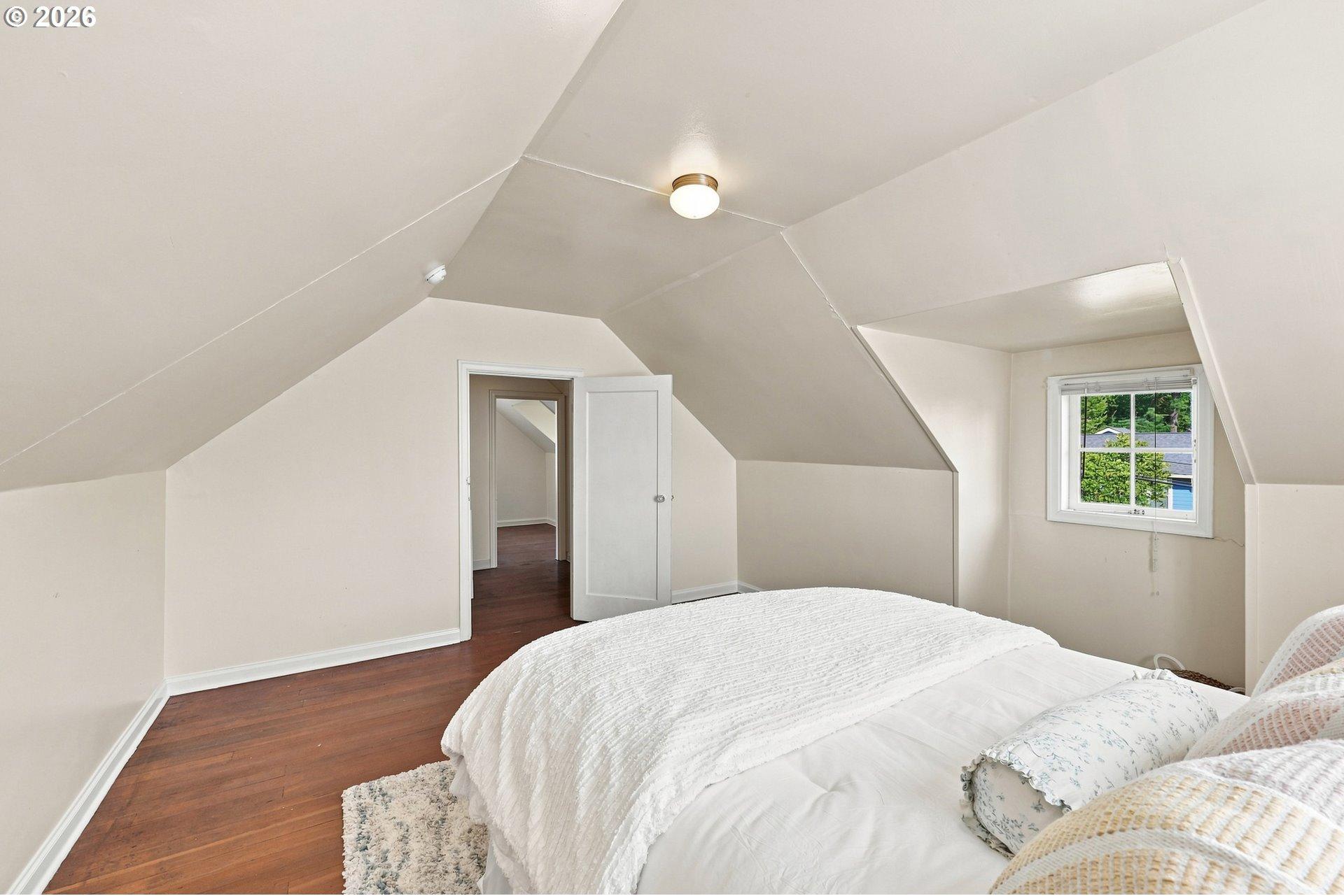 1235 Southwest Cheltenham Street Portland, OR 97239 - Photo 24 of 48 Gallery Image 24