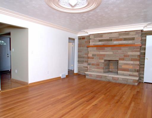 206 Seavey Road Pittsburgh, PA 15209 - Photo 9 of 17 Living Room.