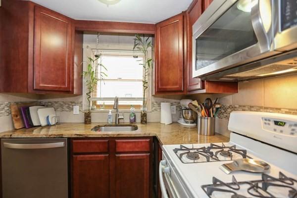 67 Regent Road Malden, MA 02148 - Photo 3 of 27 Gallery Image 3