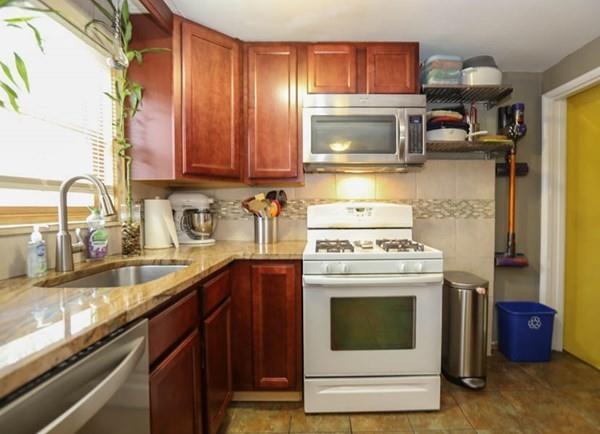 67 Regent Road Malden, MA 02148 - Photo 4 of 27 Gallery Image 4