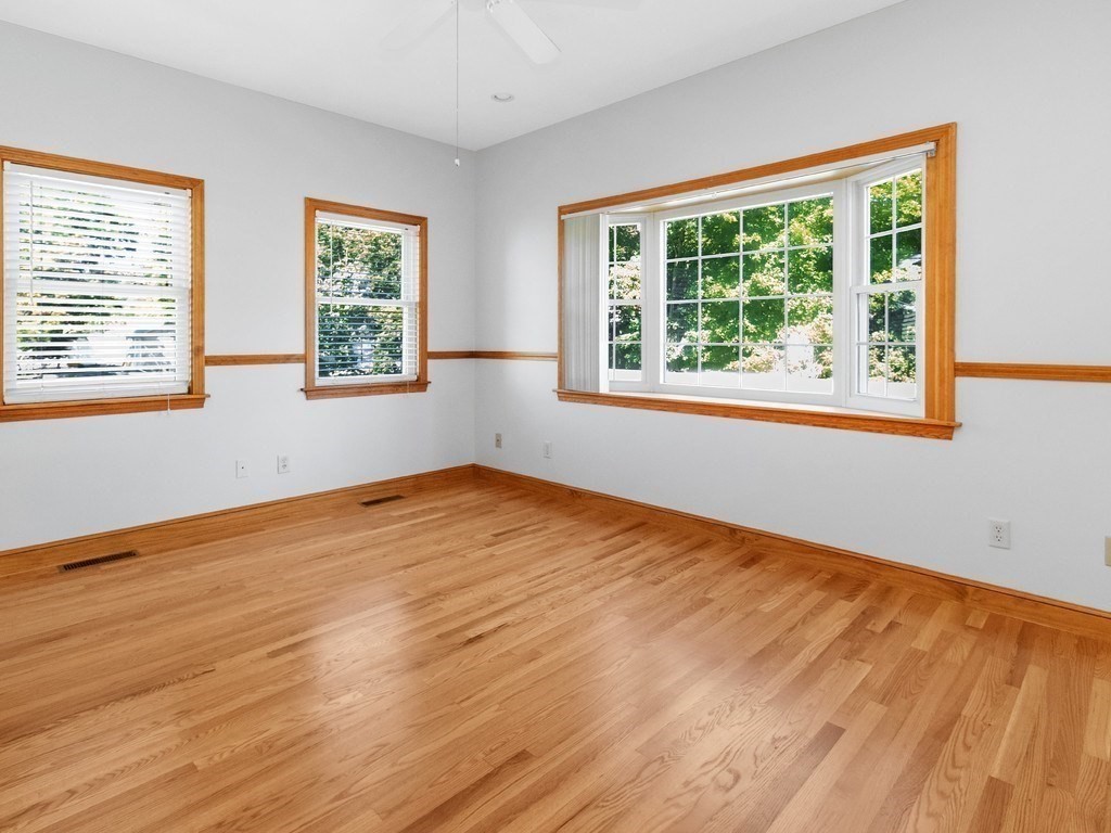 63 Rockridge Road Waltham, MA 02453 - Photo 13 of 42 Gallery Image 13
