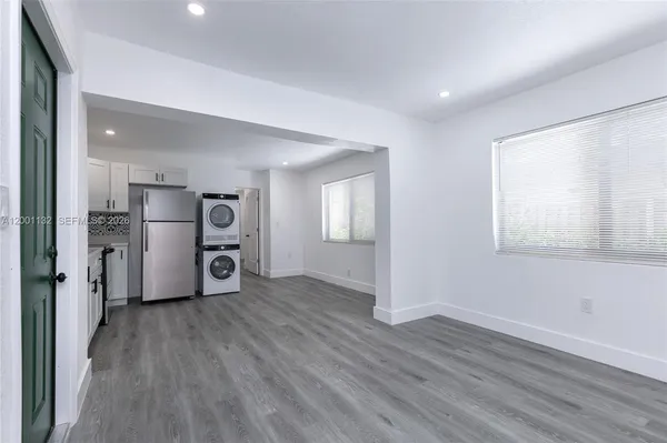 $2,100 | 6125 Southwest 40th Court, Unit 4, Miramar, FL 33023