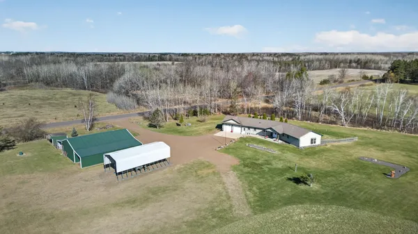 $425,000 | 35842 Cloverdale Road, Hinckley, MN 55037