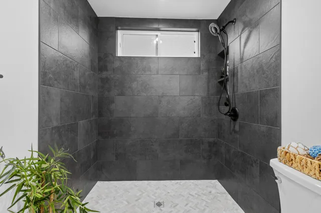 $690,000 | 415 Hilinai Street, Hilo, HI 96720