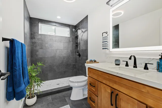 $690,000 | 415 Hilinai Street, Hilo, HI 96720