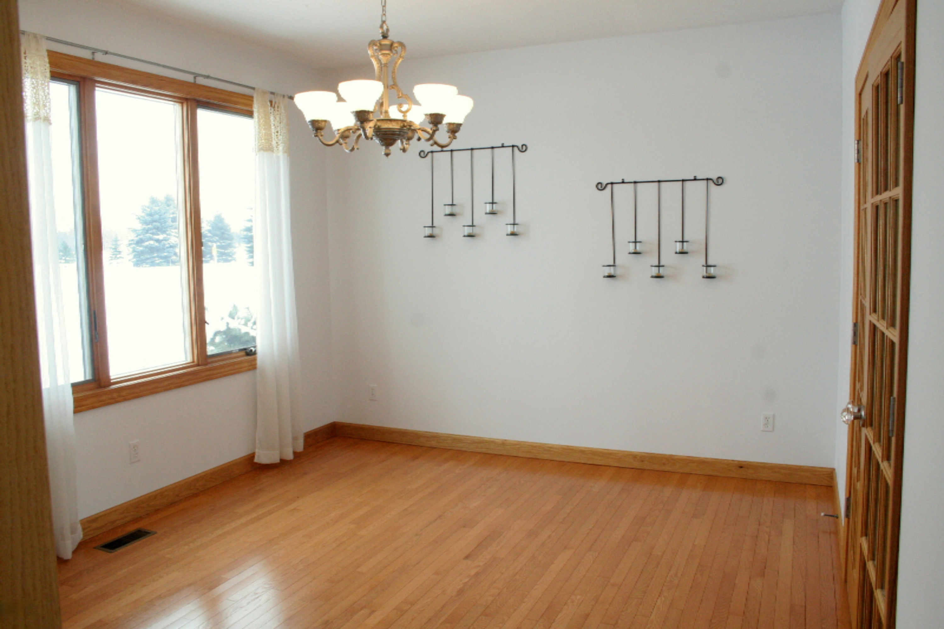15920 Rustic Lane Vicksburg, MI 49097 - Photo 17 of 30 Dining Room