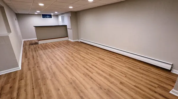 $2,875 | 5354 North Lydell Avenue, Whitefish Bay, WI 53217