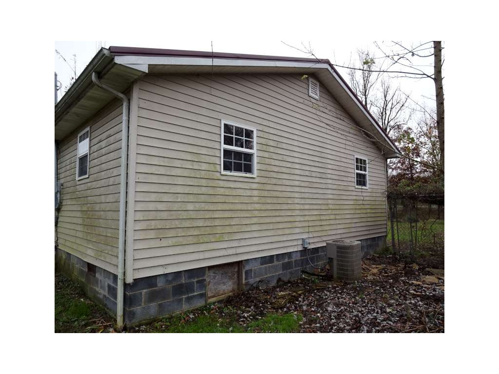 710 Colyer Road Greeneville, TN 37743 - Photo 4 of 14 Photo 4