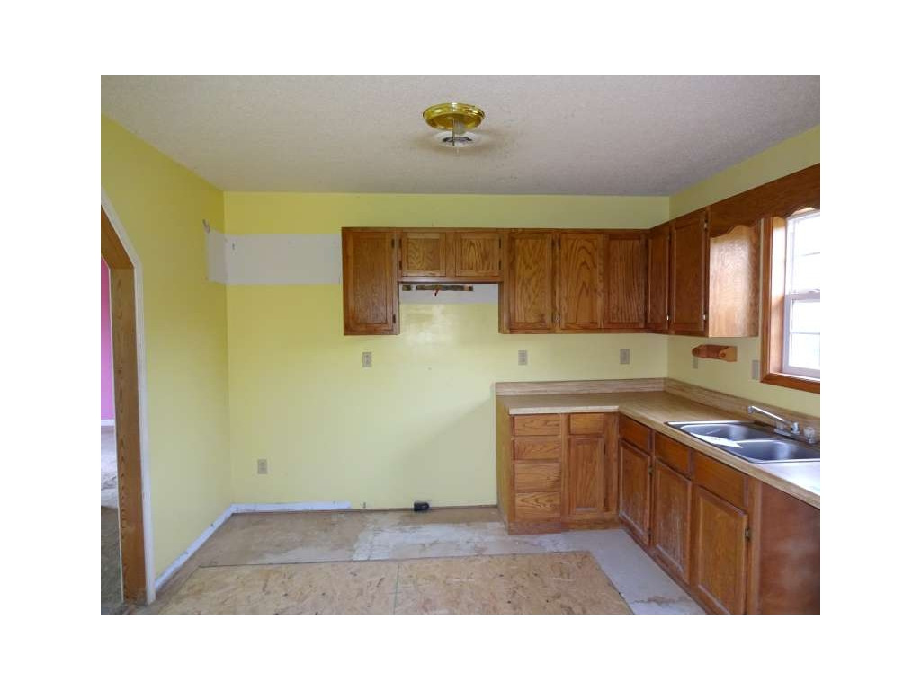 710 Colyer Road Greeneville, TN 37743 - Photo 8 of 14 Photo 8