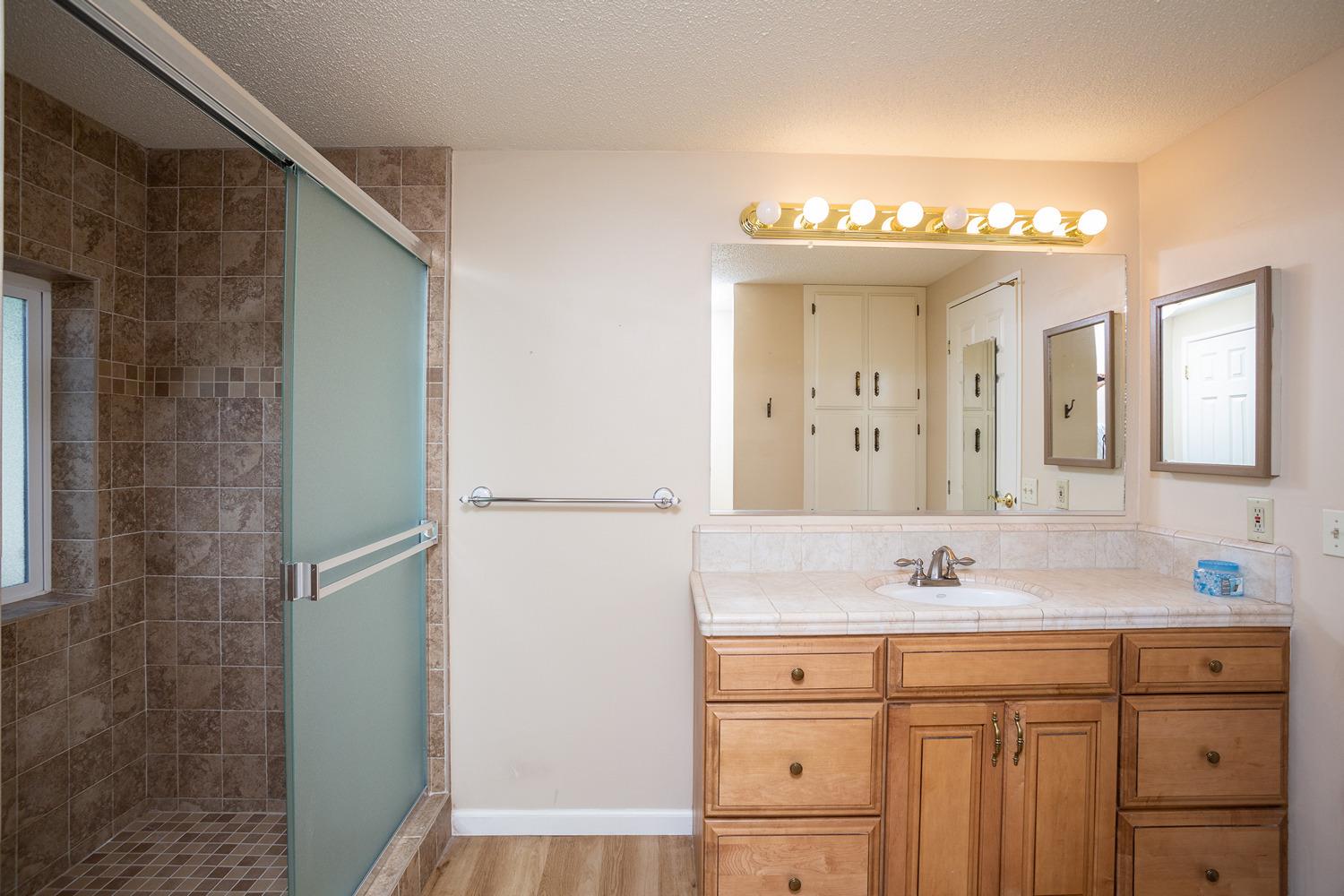 8701 Highway 41, Unit 50 Fresno, CA 93720 - Photo 20 of 38