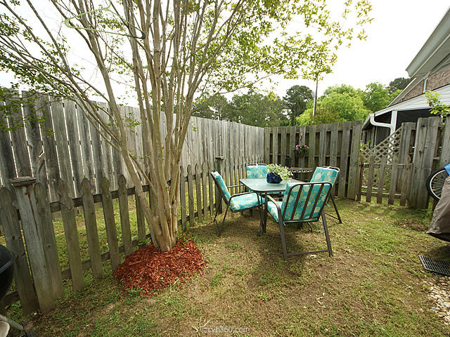 2050 Rondo Street, Unit F Charleston, SC 29414 - Photo 14 of 15 Rondo bckyd