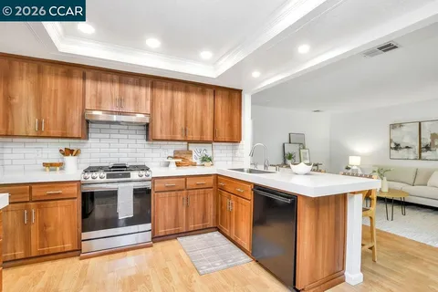 $899,000 | 2246 Bridgeport Way, Martinez, CA 94553