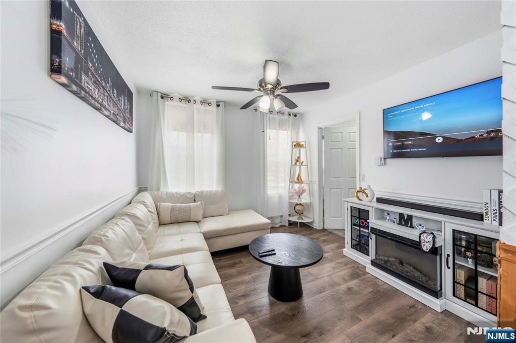 28 Butler Street Clifton, NJ 07011 - Photo 14 of 39