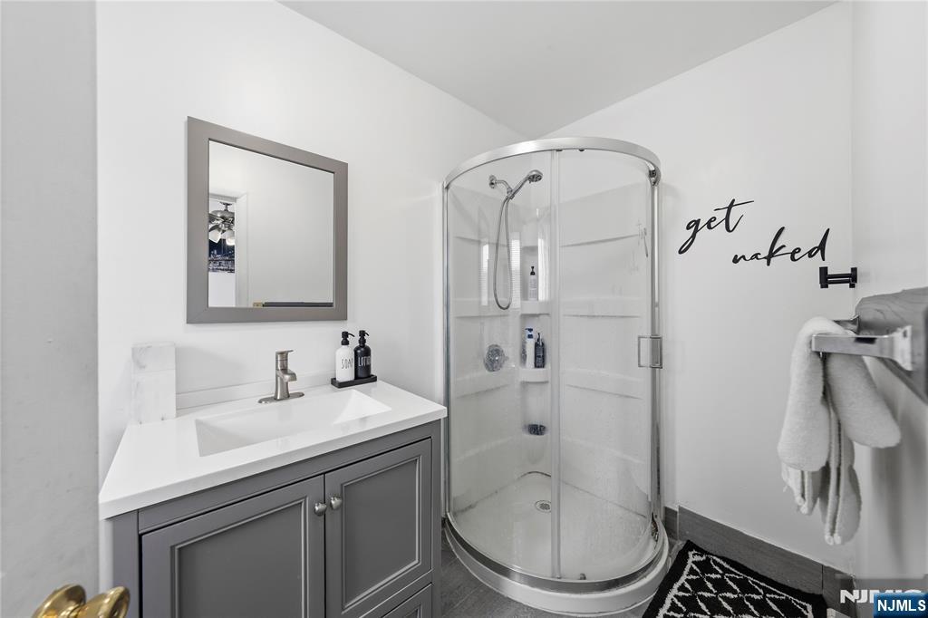 28 Butler Street Clifton, NJ 07011 - Photo 15 of 39