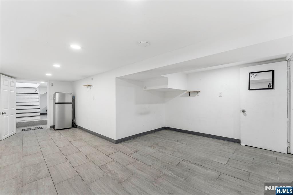 28 Butler Street Clifton, NJ 07011 - Photo 19 of 39