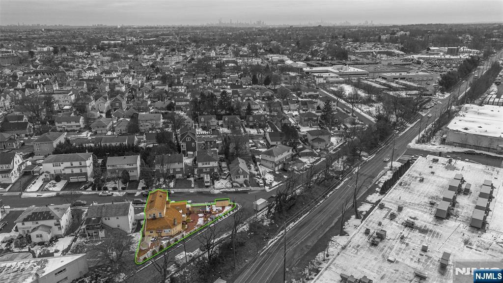 28 Butler Street Clifton, NJ 07011 - Photo 3 of 39