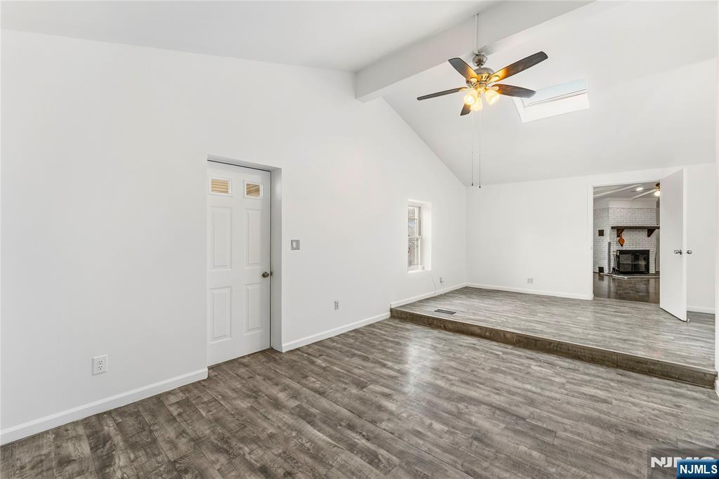 28 Butler Street Clifton, NJ 07011 - Photo 7 of 39