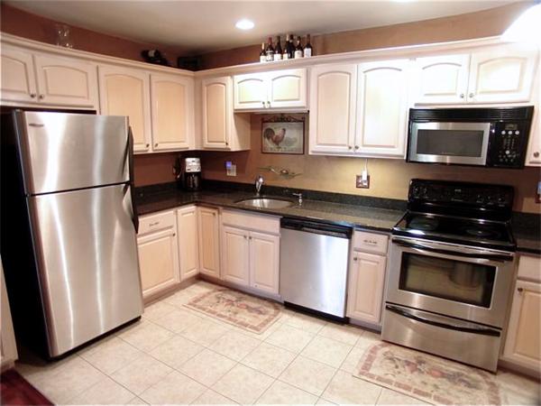 39 Fenton Street, Unit 3 Boston, MA 02122 - Photo 2 of 13