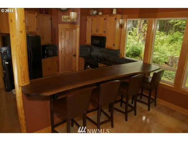 168 8100th Road Kalama, WA 98625 - Photo 5 of 16 Gallery Image 5