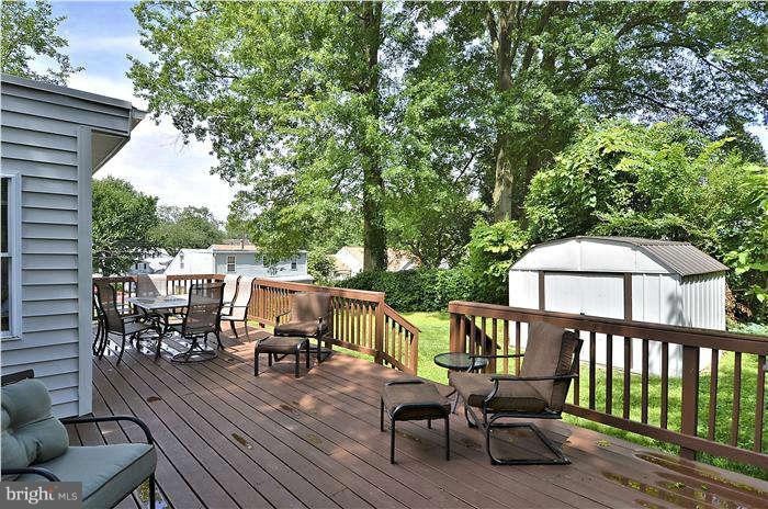 3103 Wayne Road Falls Church, VA 22042 - Photo 19 of 24 Deck
