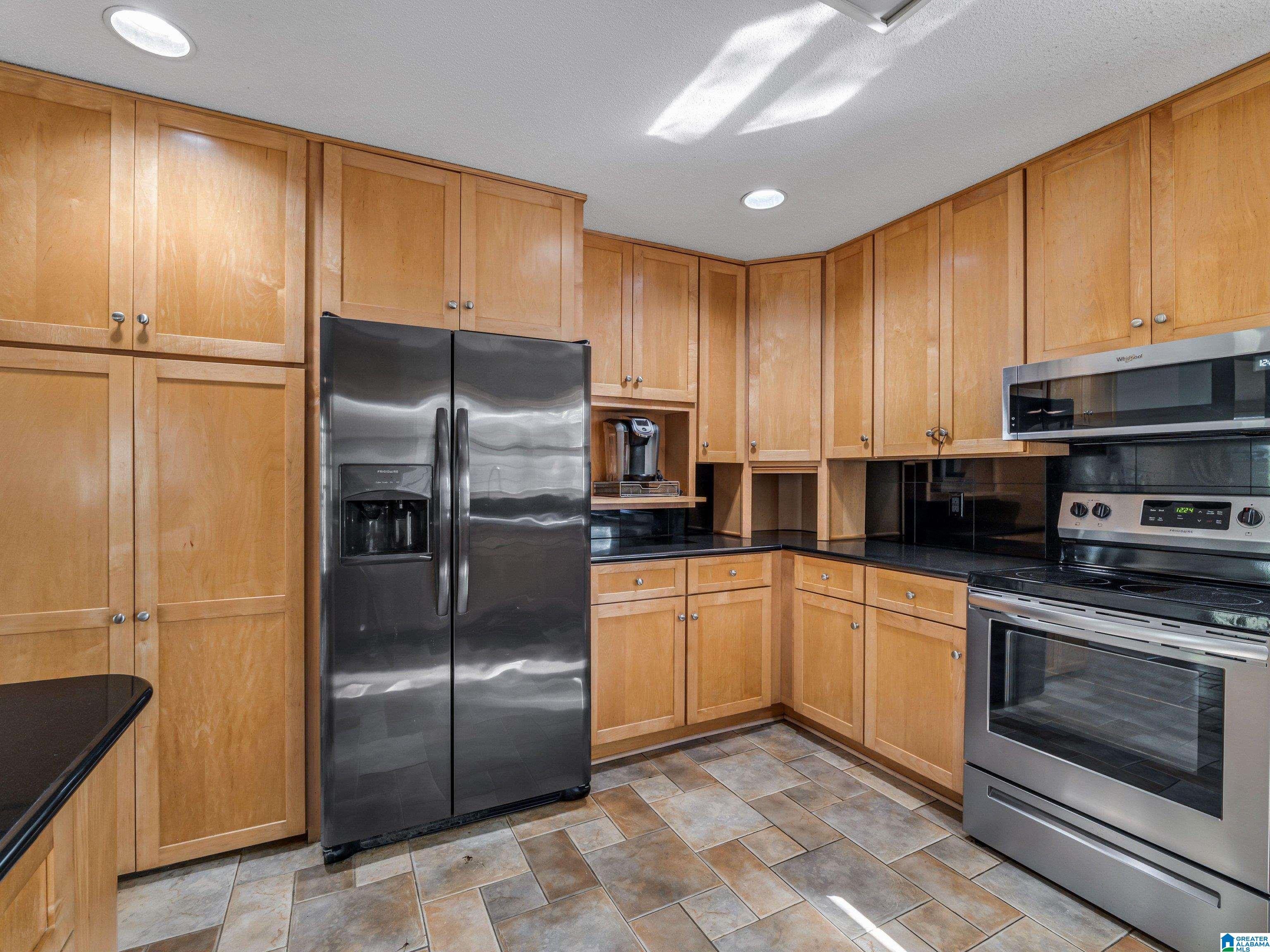 3986 South Shades Crest Road Birmingham, AL 35244 - Photo 15 of 42