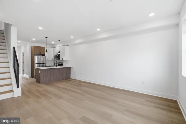 $2,000 | 2503 North 12th Street, Unit 2, Philadelphia, PA 19133