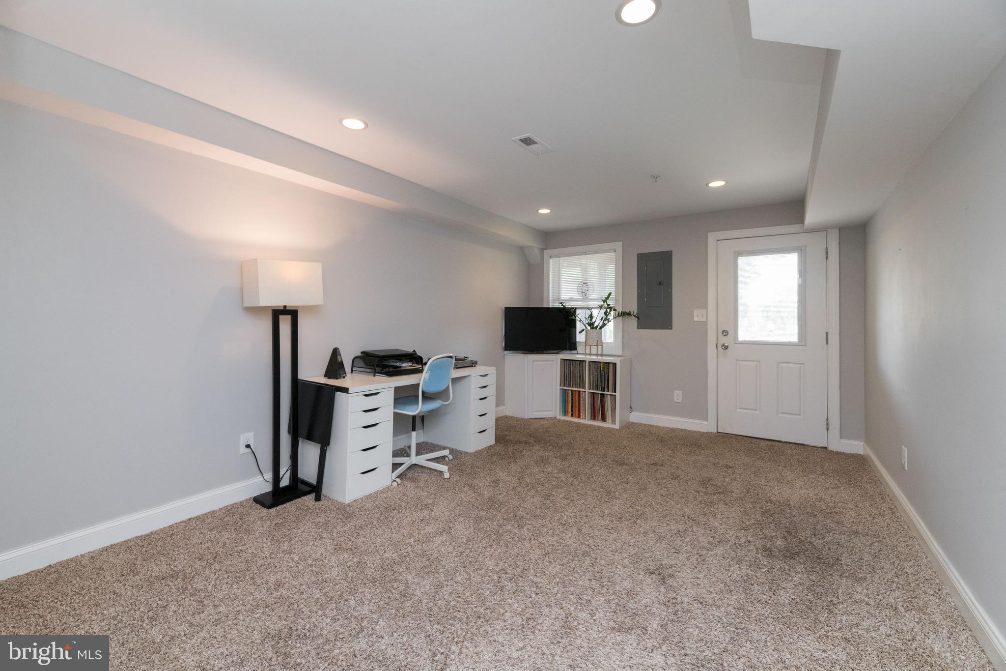 3860 Quarry Avenue Baltimore, MD 21211 - Photo 18 of 31 Finished lower level with walkout