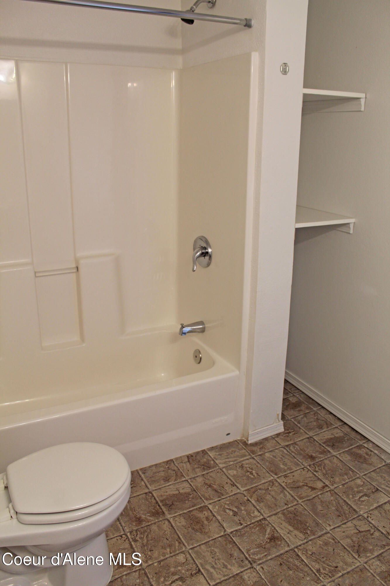 6840 West Majestic Avenue Rathdrum, ID 83858 - Photo 32 of 42 A Basement Bath 3