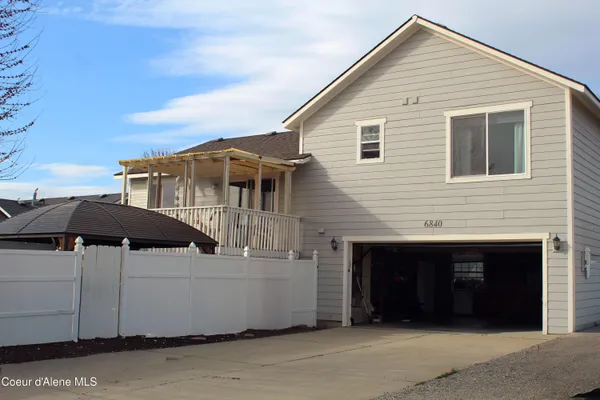 $530,000 | 6840 West Majestic Avenue, Rathdrum, ID 83858