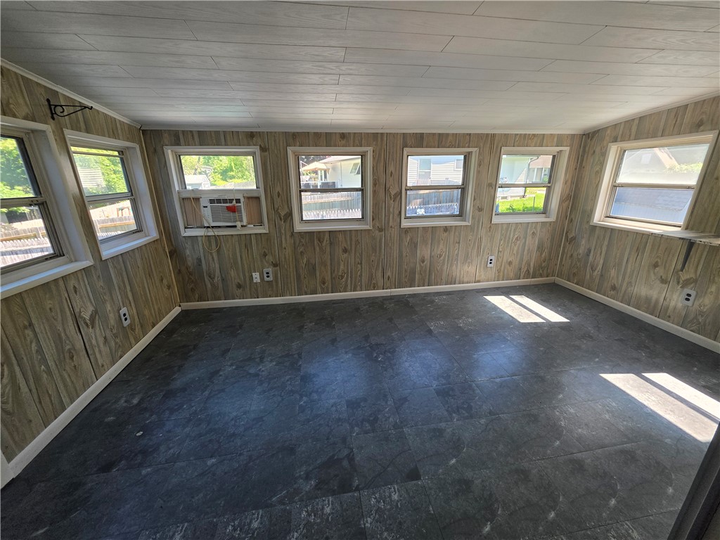 1 Hopkins Court Coventry, RI 02816 - Photo 17 of 38