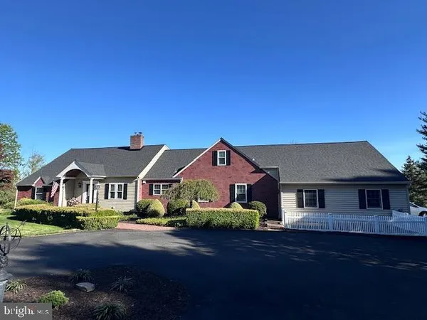 $885,000 | 50 Harbourton Woodsville Road, Pennington, NJ 08534