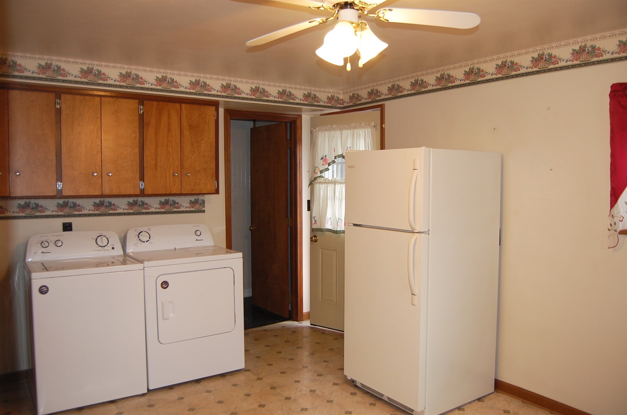 301 East Liberty Street Butler, IN 46721 - Photo 13 of 30 Gallery Image 13