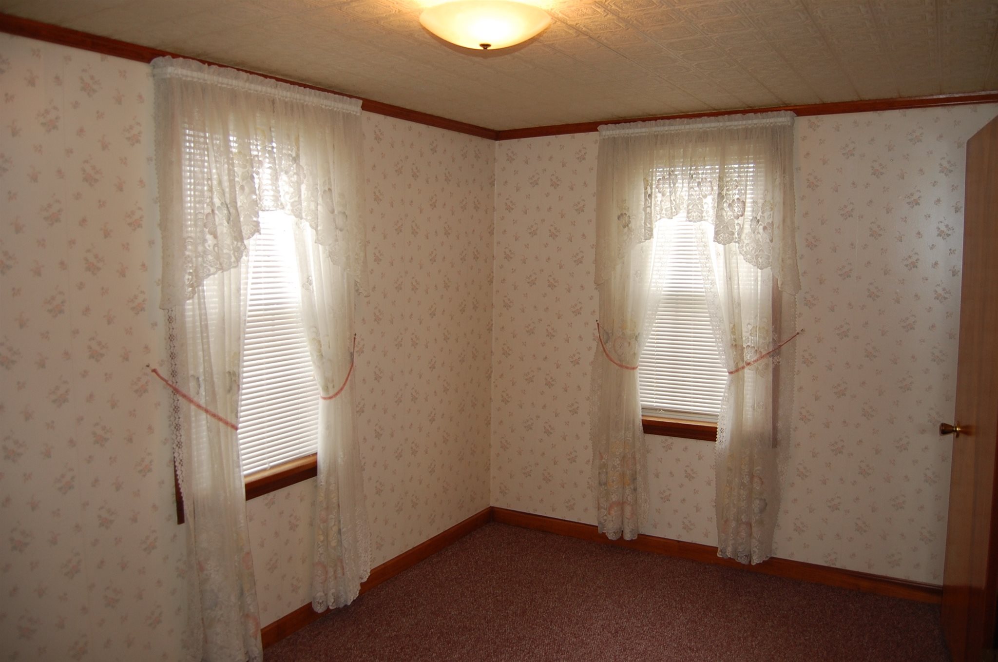 301 East Liberty Street Butler, IN 46721 - Photo 10 of 30 Gallery Image 10