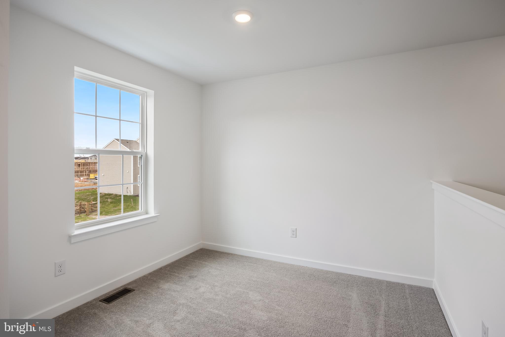13 Inkwell Lane Sicklerville, NJ 08081 - Photo 17 of 37 an empty room with a window