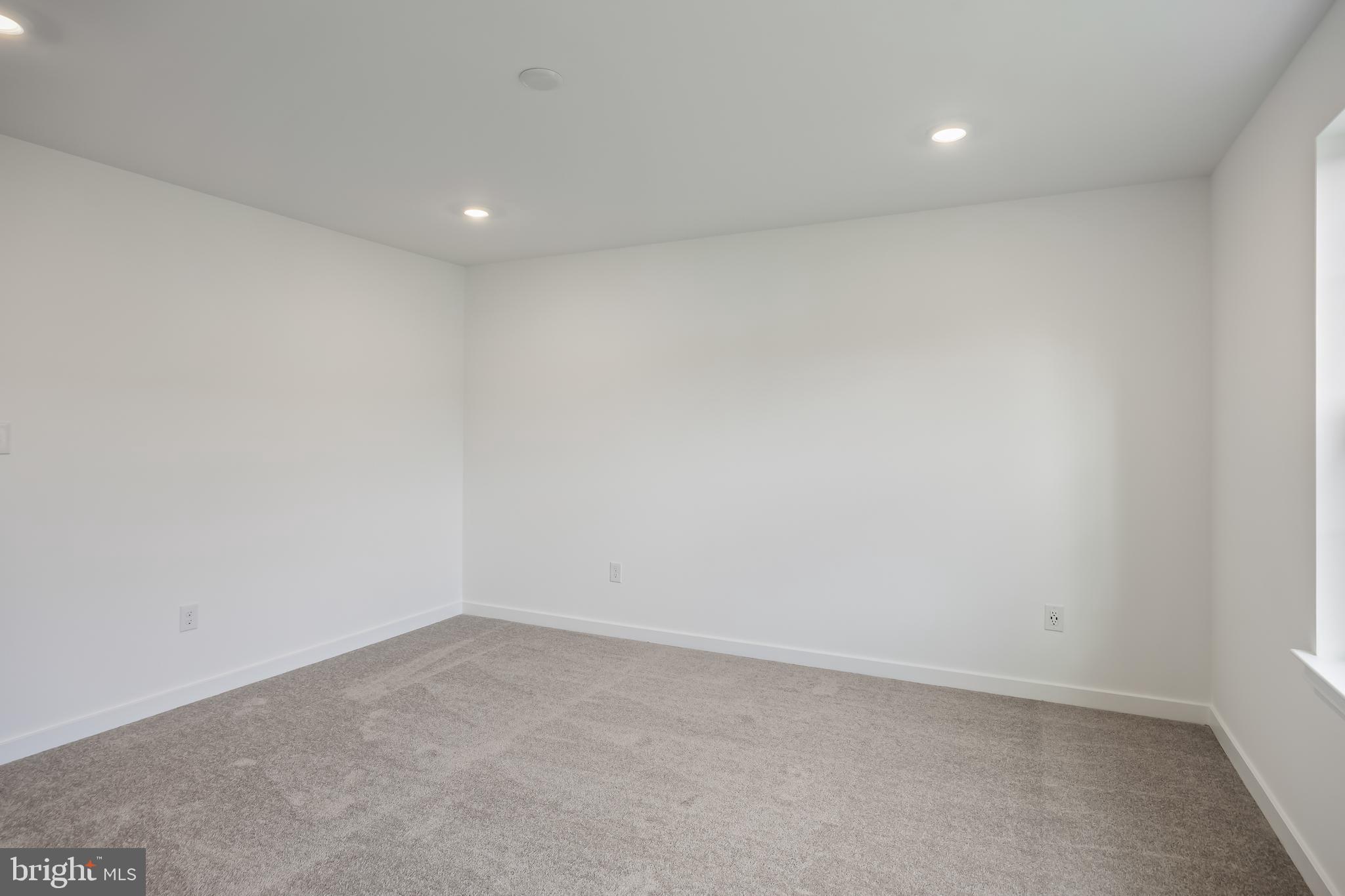 13 Inkwell Lane Sicklerville, NJ 08081 - Photo 19 of 37 a view of empty room