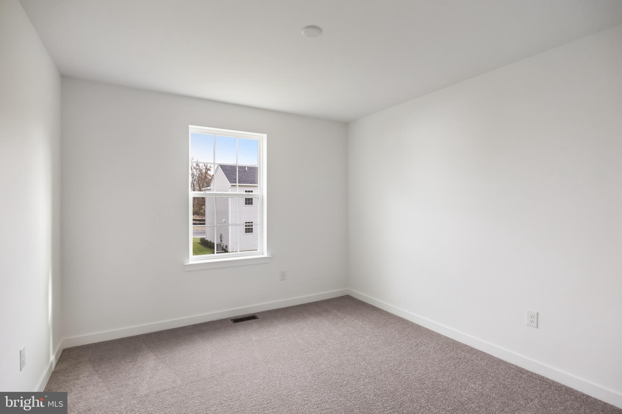 13 Inkwell Lane Sicklerville, NJ 08081 - Photo 24 of 37 an empty room with a window