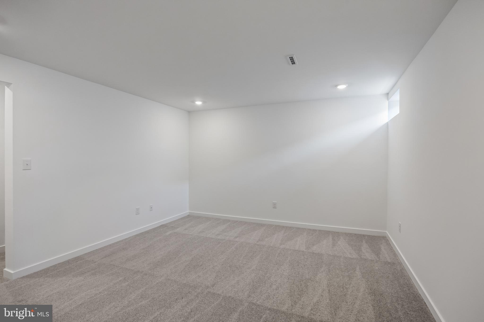 13 Inkwell Lane Sicklerville, NJ 08081 - Photo 29 of 37 a view of room