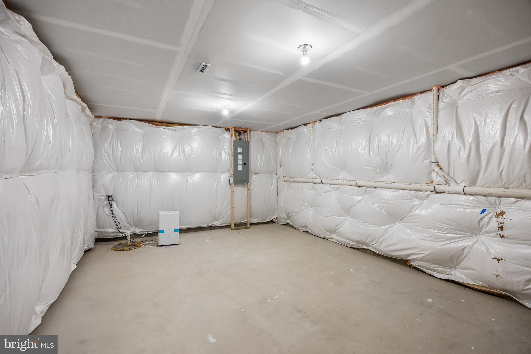 13 Inkwell Lane Sicklerville, NJ 08081 - Photo 30 of 37 a view of a car garage