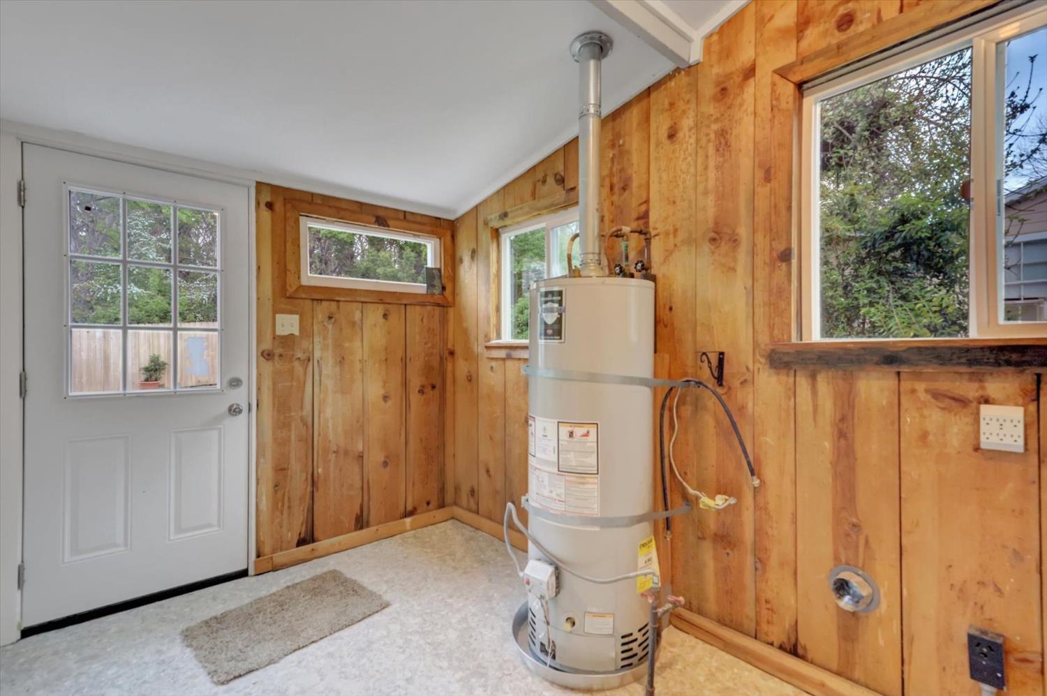 618 Walsh Street Grass Valley, CA 95945 - Photo 20 of 32 a view of an entryway with wooden floor and door