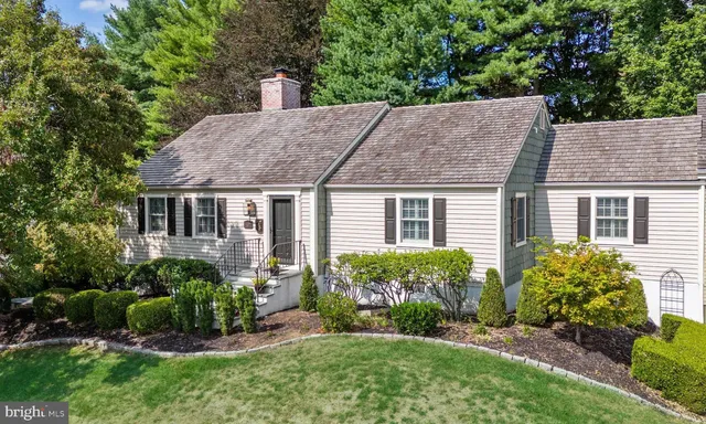 $725,000 | 1107 Queens Way, West Chester, PA 19382