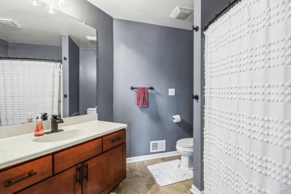 $400,000 | 233 Fieldcrest Street, Ann Arbor, MI 48103