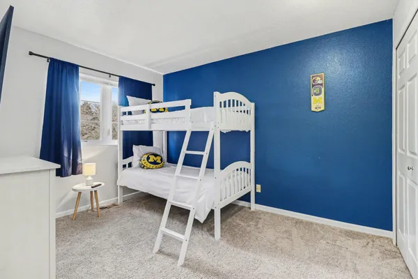 $400,000 | 233 Fieldcrest Street, Ann Arbor, MI 48103