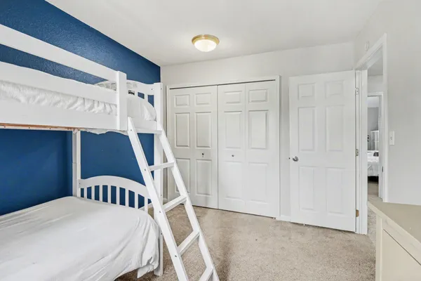 $400,000 | 233 Fieldcrest Street, Ann Arbor, MI 48103