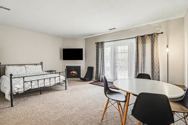 $400,000 | 233 Fieldcrest Street, Ann Arbor, MI 48103