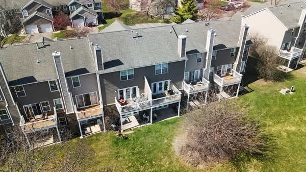 $400,000 | 233 Fieldcrest Street, Ann Arbor, MI 48103